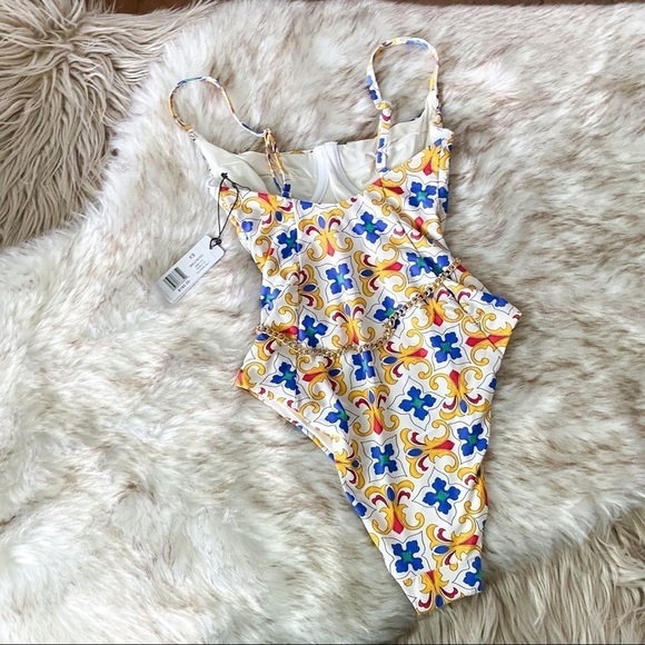 WeWoreWhat Danielle One Piece XS - Picture 11 of 13